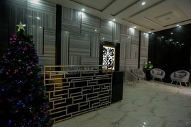Azar Hotel