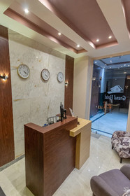 City Hotel