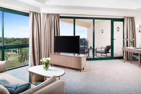 Hilton Pyramids Golf Resort