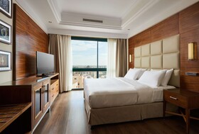 Hilton Pyramids Golf Resort
