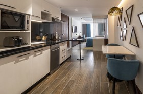 Holiday Inn & Suites Cairo Maadi