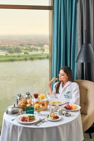 Holiday Inn & Suites Cairo Maadi
