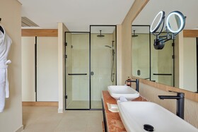 Hyatt Centric Cairo West
