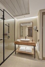 Hyatt Centric Cairo West