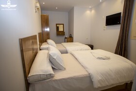 Life Pyramids Inn
