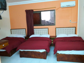 New Palace Hotel