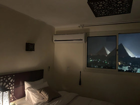 Oscar Pyramids View