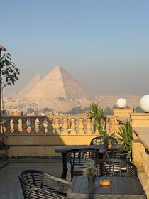 Crowne Pyramids Palace