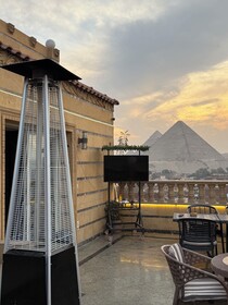 Crowne Pyramids Palace