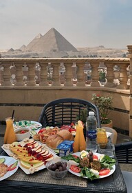 Crowne Pyramids Palace