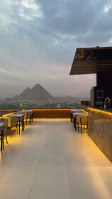 Crowne Pyramids Palace