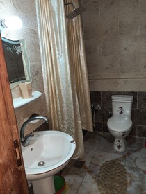 Gohar Guest House