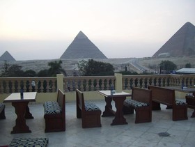 Great Pyramid Inn