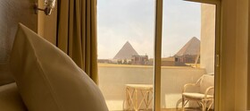 Hassan Pyramids Hotel