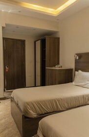 Hassan Pyramids Hotel