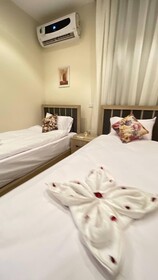Locanda Pyramids Hotel