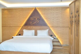 Neom Pyramids Valley Boutique Hotel
