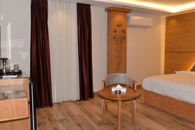 Neom Pyramids Valley Boutique Hotel