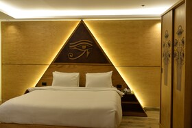 Neom Pyramids Valley Boutique Hotel