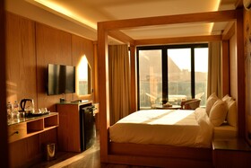 Neom Pyramids Valley Boutique Hotel