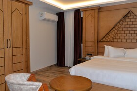 Neom Pyramids Valley Boutique Hotel