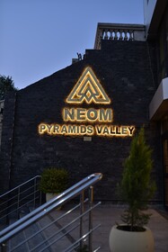 Neom Pyramids Valley Boutique Hotel