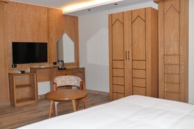 Neom Pyramids Valley Boutique Hotel