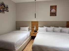 Palacio Pyramids Hotel