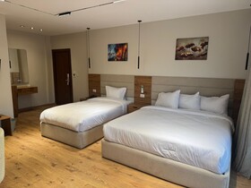 Palacio Pyramids Hotel