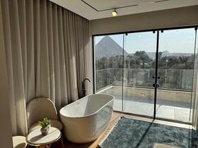 Palacio Pyramids Hotel