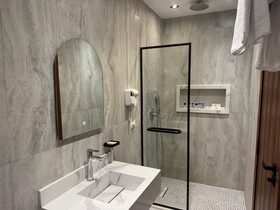 Palacio Pyramids Hotel