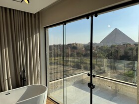 Palacio Pyramids Hotel