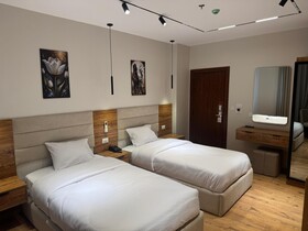 Palacio Pyramids Hotel