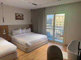 Palacio Pyramids Hotel