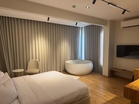 Palacio Pyramids Hotel