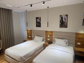 Palacio Pyramids Hotel