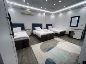 Premier Pyramids Inn