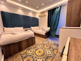 Premier Pyramids Inn