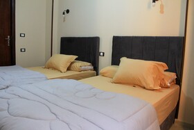 Pyramids Road Guest House