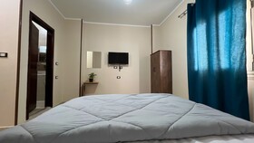 Pyramids Road Guest House