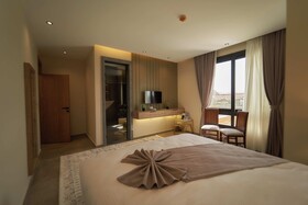 Pyramids Secret Hotel