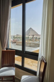 Pyramids Secret Hotel