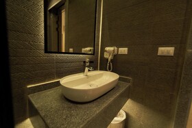 Pyramids Secret Hotel