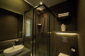 Pyramids Secret Hotel