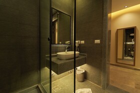 Pyramids Secret Hotel