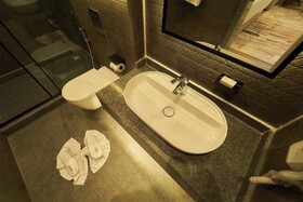 Pyramids Secret Hotel