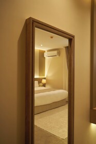 Pyramids Secret Hotel