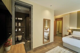 Pyramids Secret Hotel