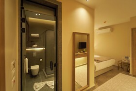 Pyramids Secret Hotel