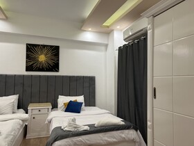 Pyramids Top Inn